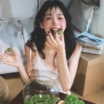 10号舱里的女人